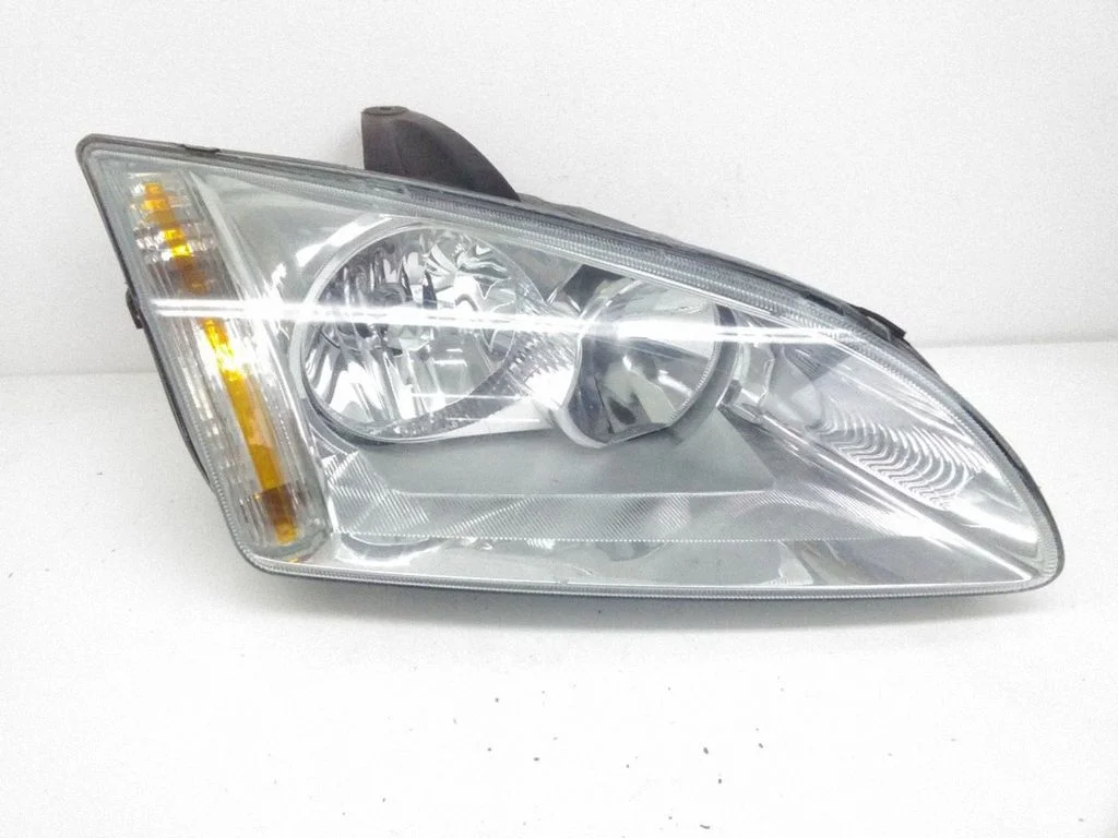Priekšējais lukturis 4M5113N060A
