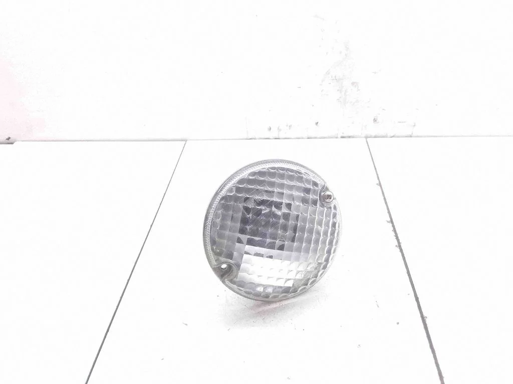 Lampa tylna w błotniku S8B132CP