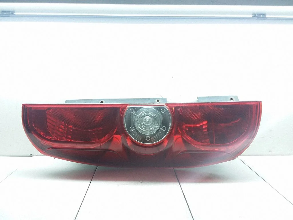 Rear/tail lights 00518106740