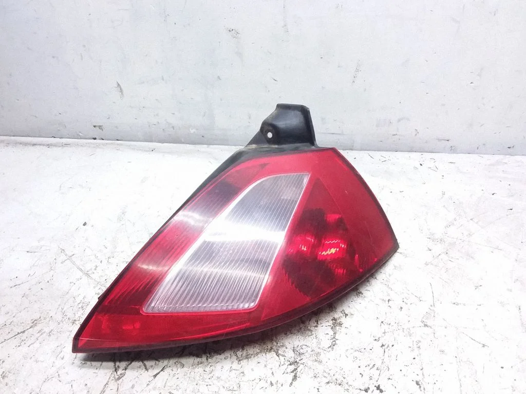 Rear/tail lights – Renault Megane II (2002-2005)