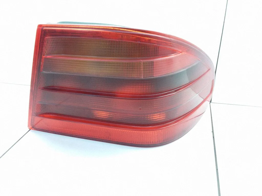 Rear/tail lights – Mercedes-Benz E-Class W210 (1995-2002)