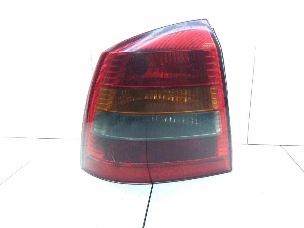 Rear/tail lights – Opel Astra F (1992-1998)