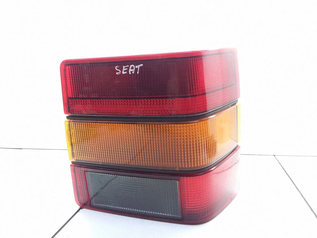Rear/tail lights – Seat Ibiza I (021A) (1984-1993)