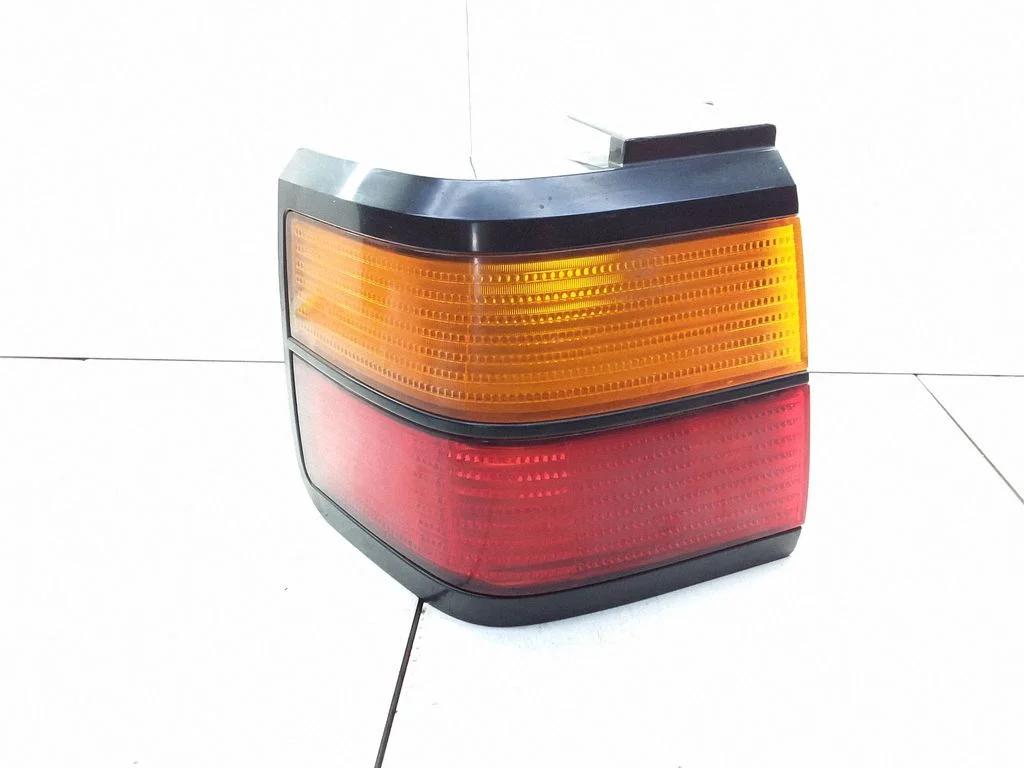 Rear/tail lights 357945111