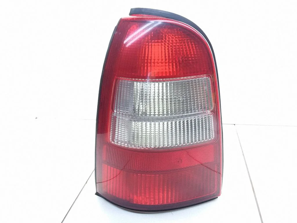 Rear/tail lights – Opel Vectra B (1996-2002)