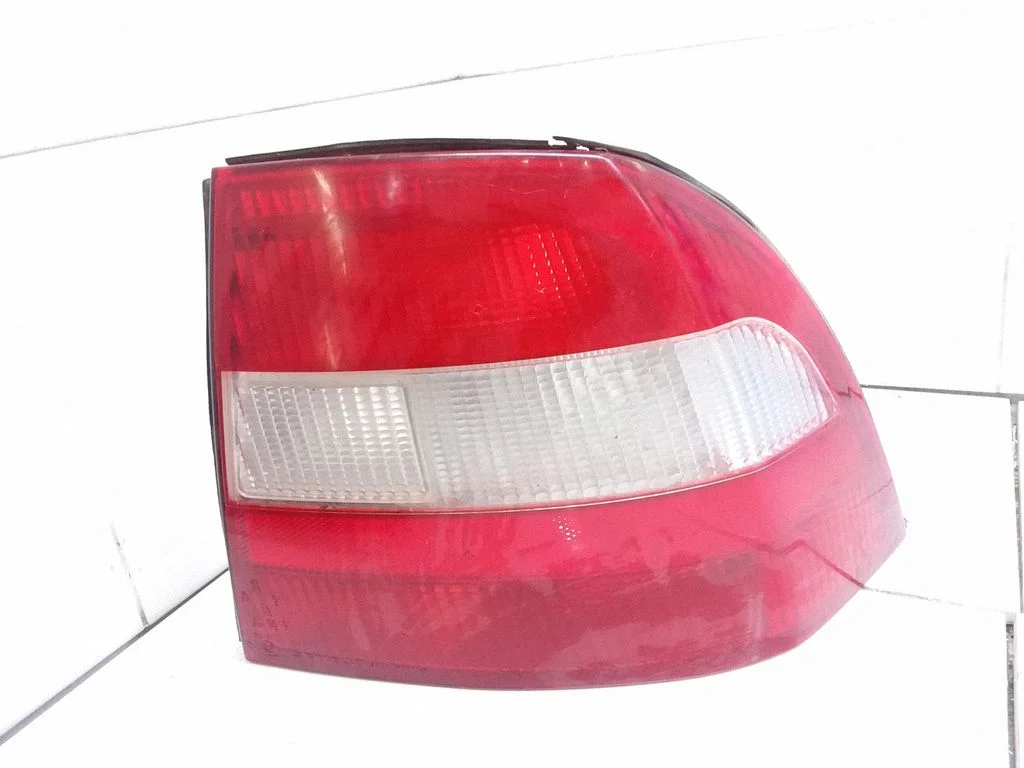 Rear/tail lights – Opel Vectra B (1996-2002)