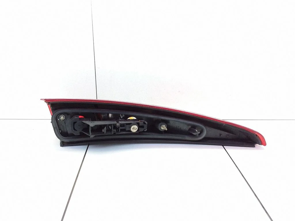 Rear/tail lights – Volvo S70 V70 V70 XC (1997-2000)