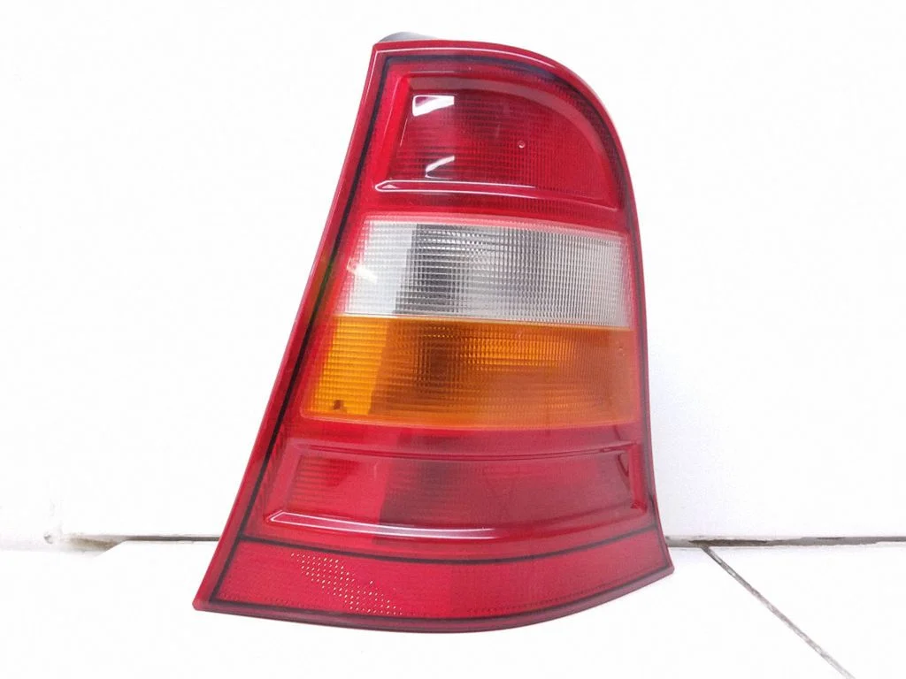 Rear/tail lights 1688200164L