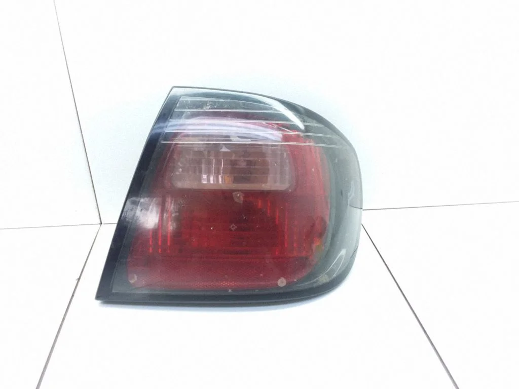 Tagatuli keres – Nissan Primera (2000-2001)