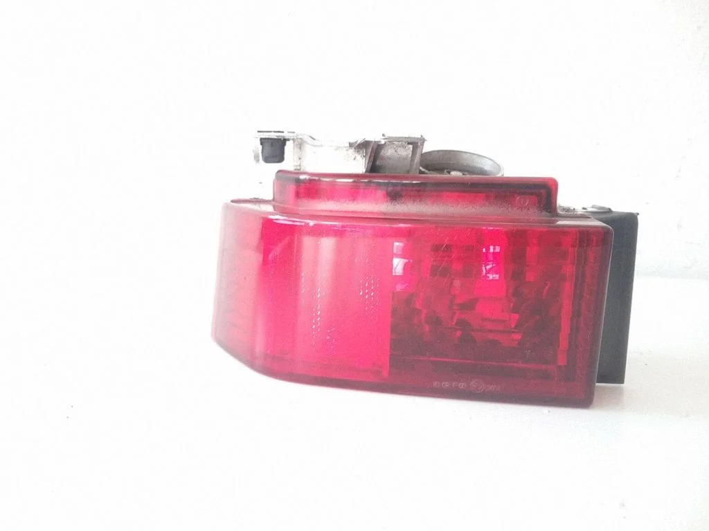 Rear/tail lights – left