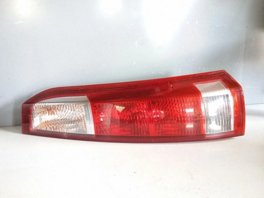 Rear/tail lights 13203392