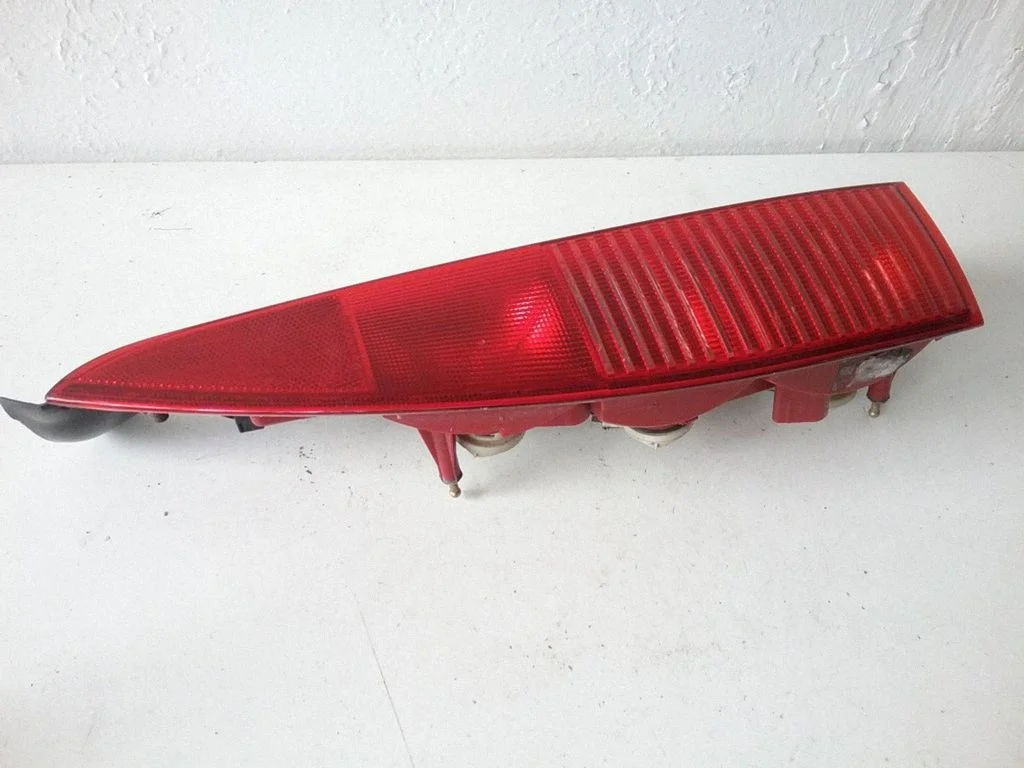 Lampa tylna w błotniku 2549
