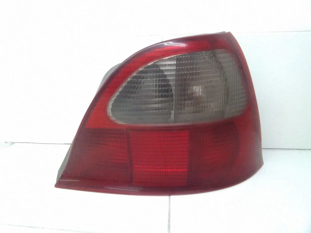 Rear/tail lights F001A02R02S102