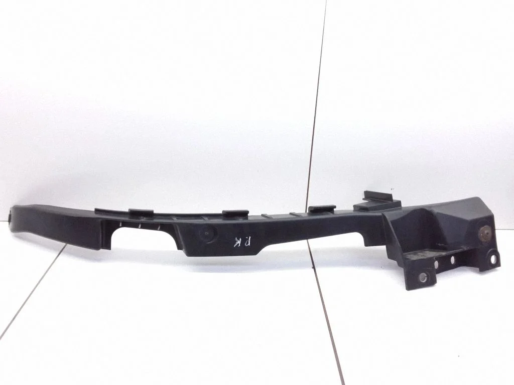 Headlight/headlamp mounting bracket 13250571