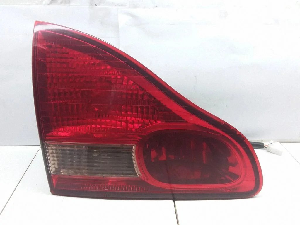 Tagatuli luugil – Toyota Avensis Verso (2001-2009)