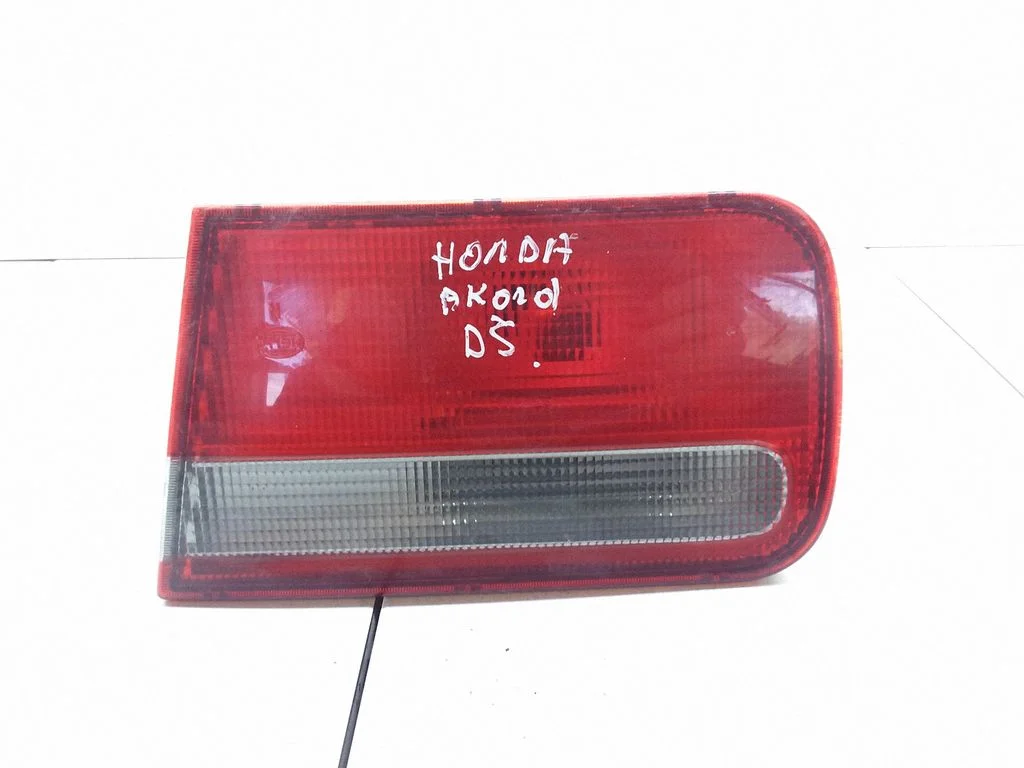 Tailgate rear/tail lights – Honda Accord (1994-1998)