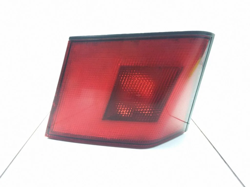Tailgate rear/tail lights MB952168