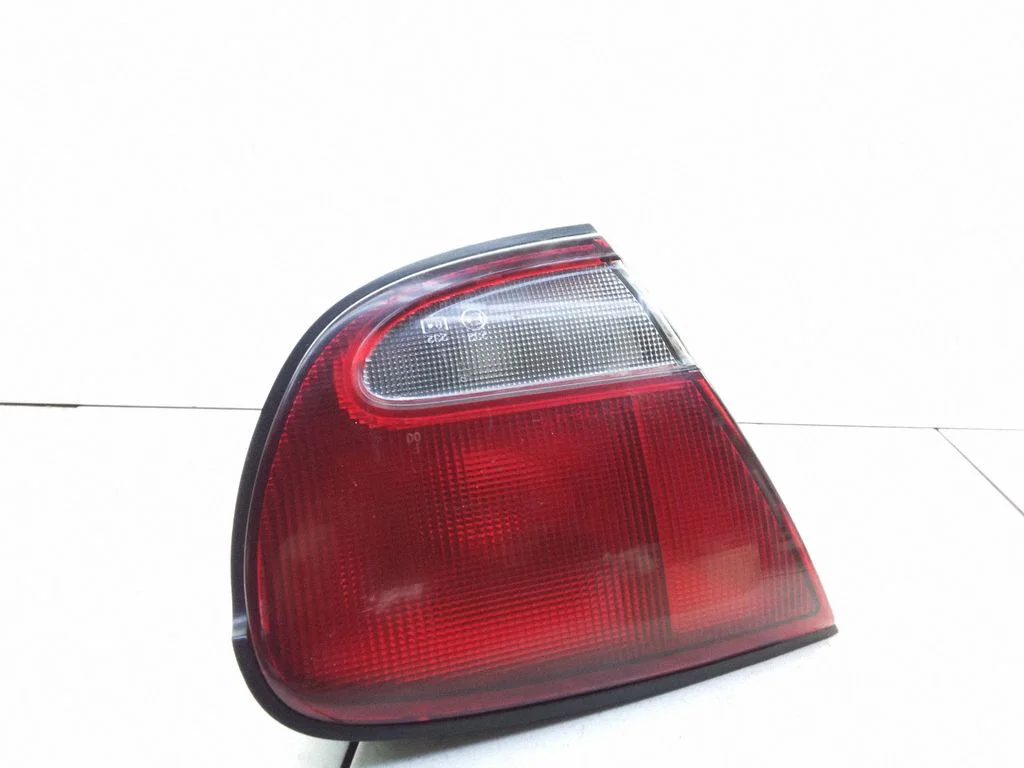 Tagatuli luugil 0431413L – Mazda Xedos 6 (1992-2000)