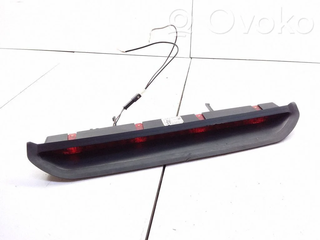 Papildu stopgaismas lukturis – Opel Vectra C (2002-2005)