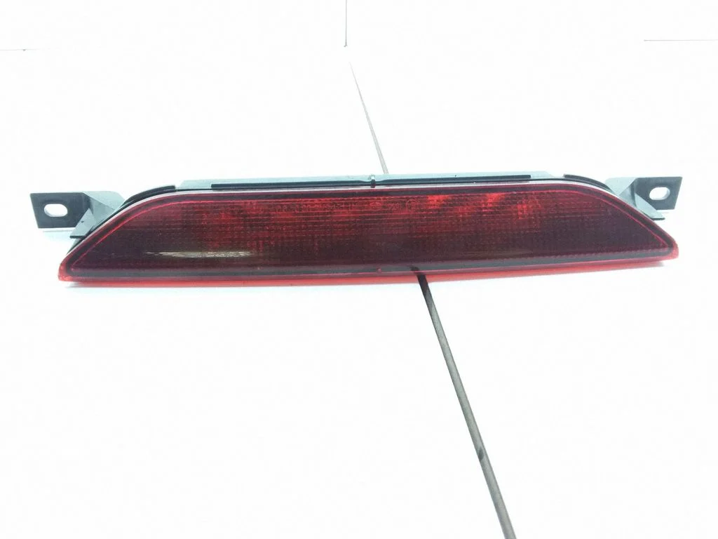Papildu stopgaismas lukturis 21276B