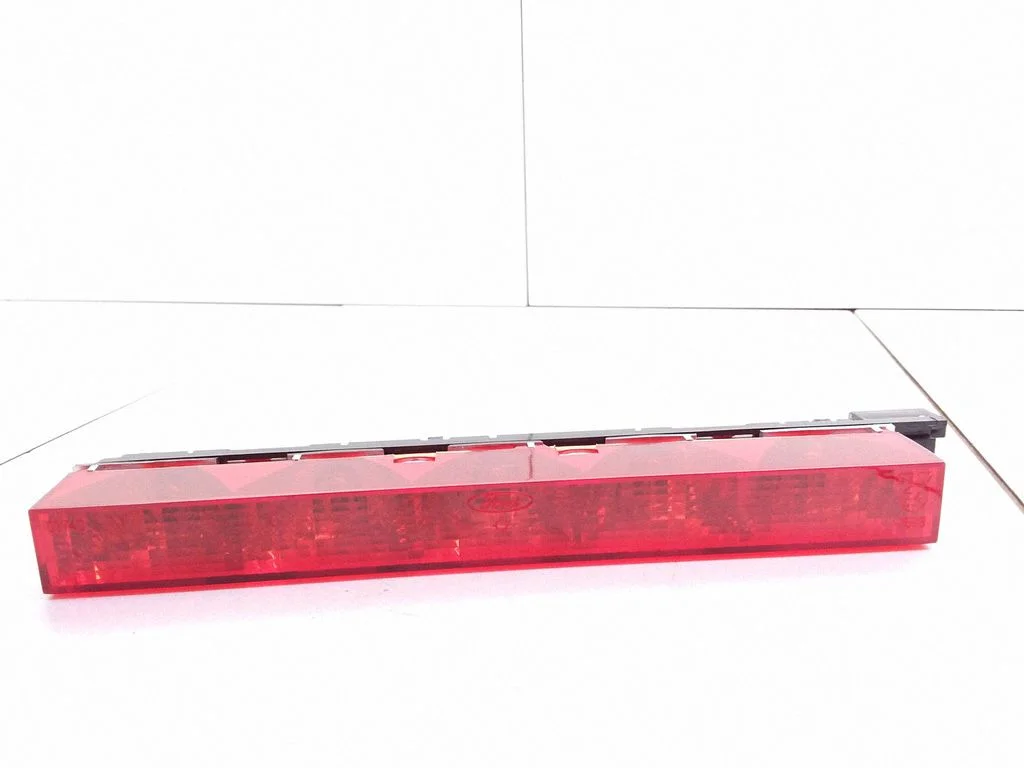 Third/center stoplight – Ford Mondeo Mk III (2000-2007)