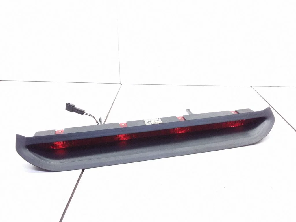 Papildu stopgaismas lukturis – Opel Vectra B (1996-2002)