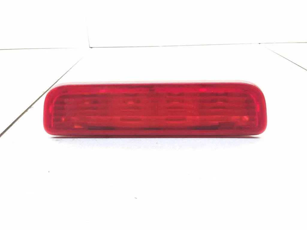 Papildu stopgaismas lukturis E240020