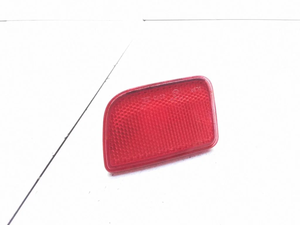 Rear tail light reflector 8200152643A
