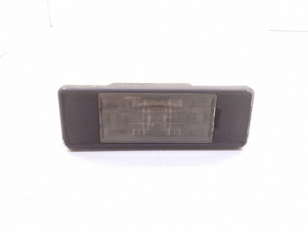 Number plate light – Nissan Primera (2002-2007)