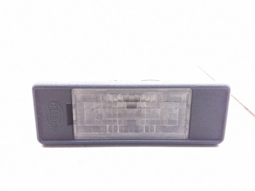 Number plate light – Nissan Primera (2002-2007)