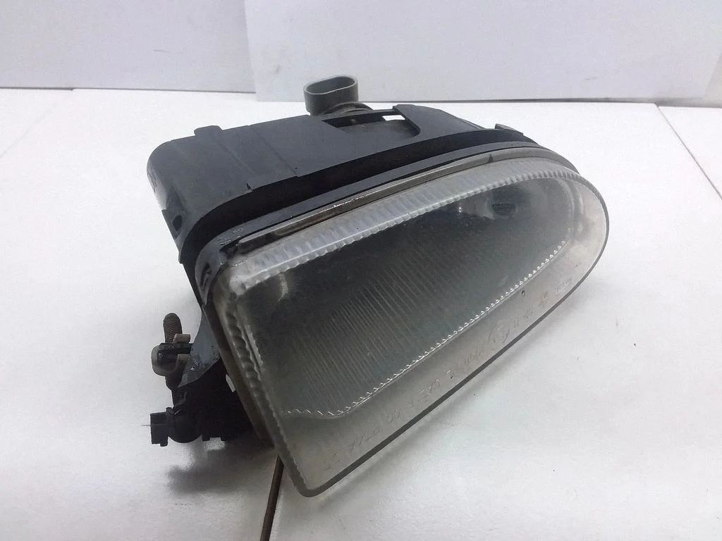 Front fog light 02BE11058