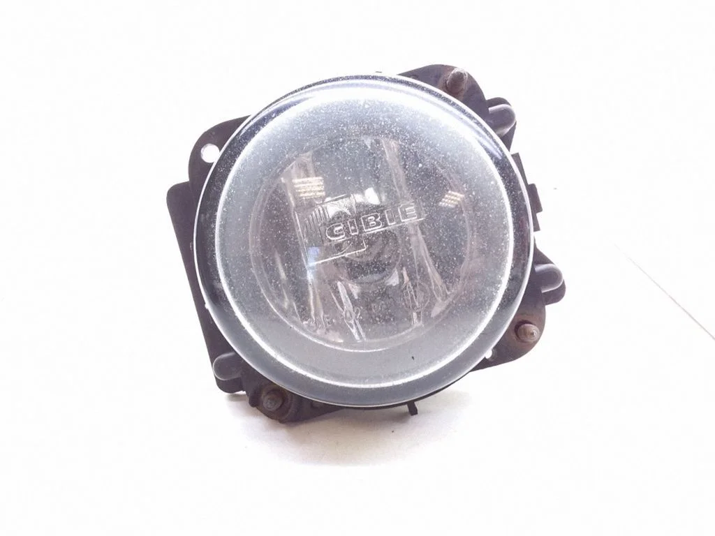 Front fog light – Mazda MPV II LW (1999-2007)