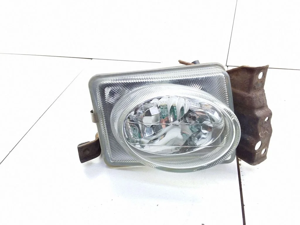 Priekšējais miglas lukturis 11487377
