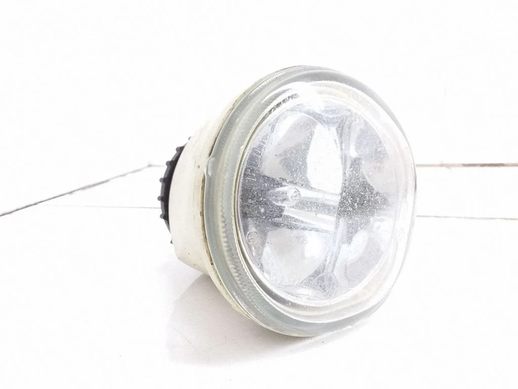 Front fog light 37040748