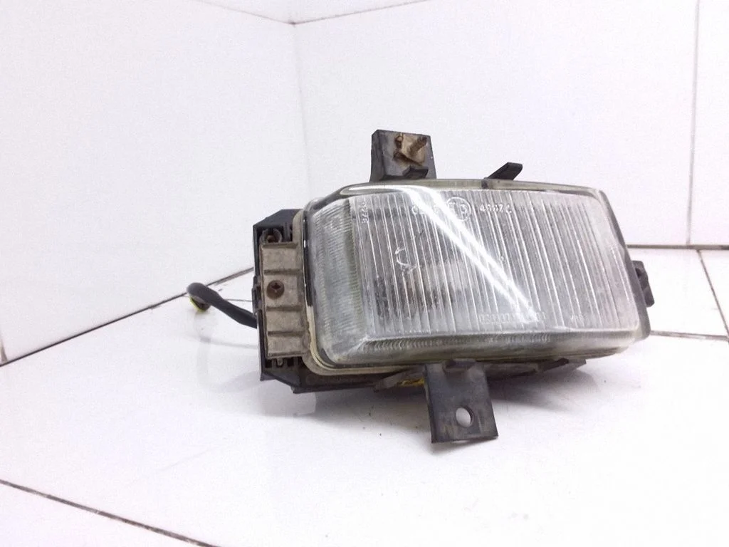 Front fog light – Opel Omega B1 (1994-1999)