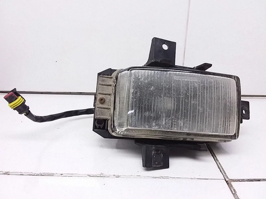 Front fog light – Opel Omega B1 (1994-1999)