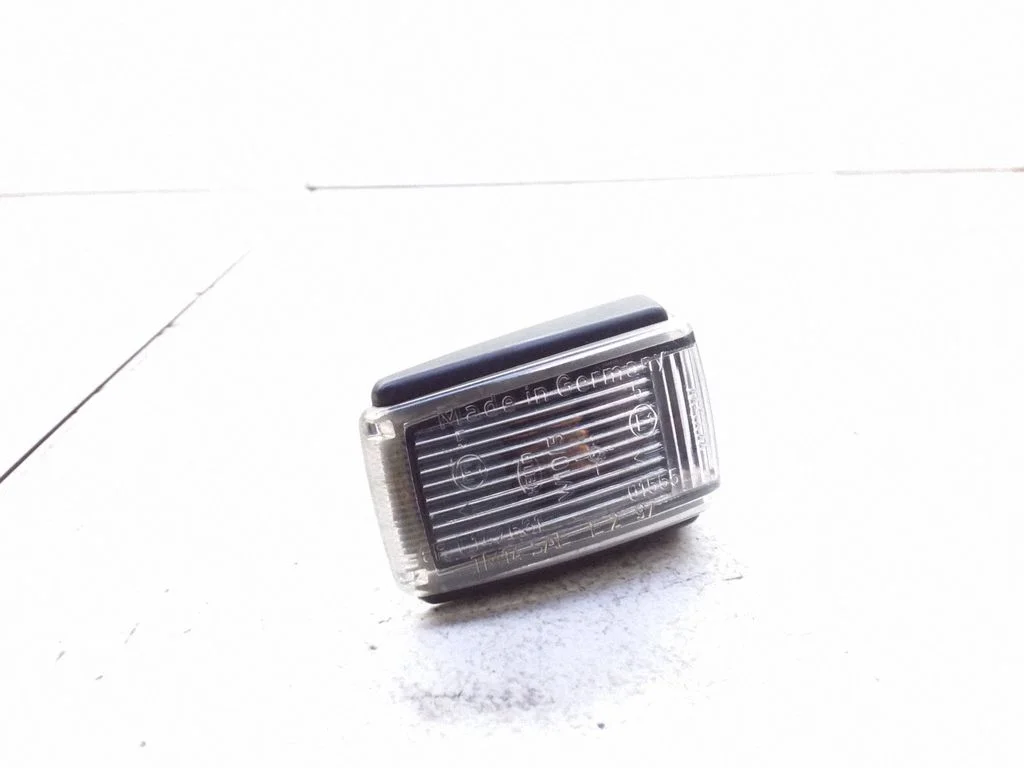 Front fender indicator light 6RC142631