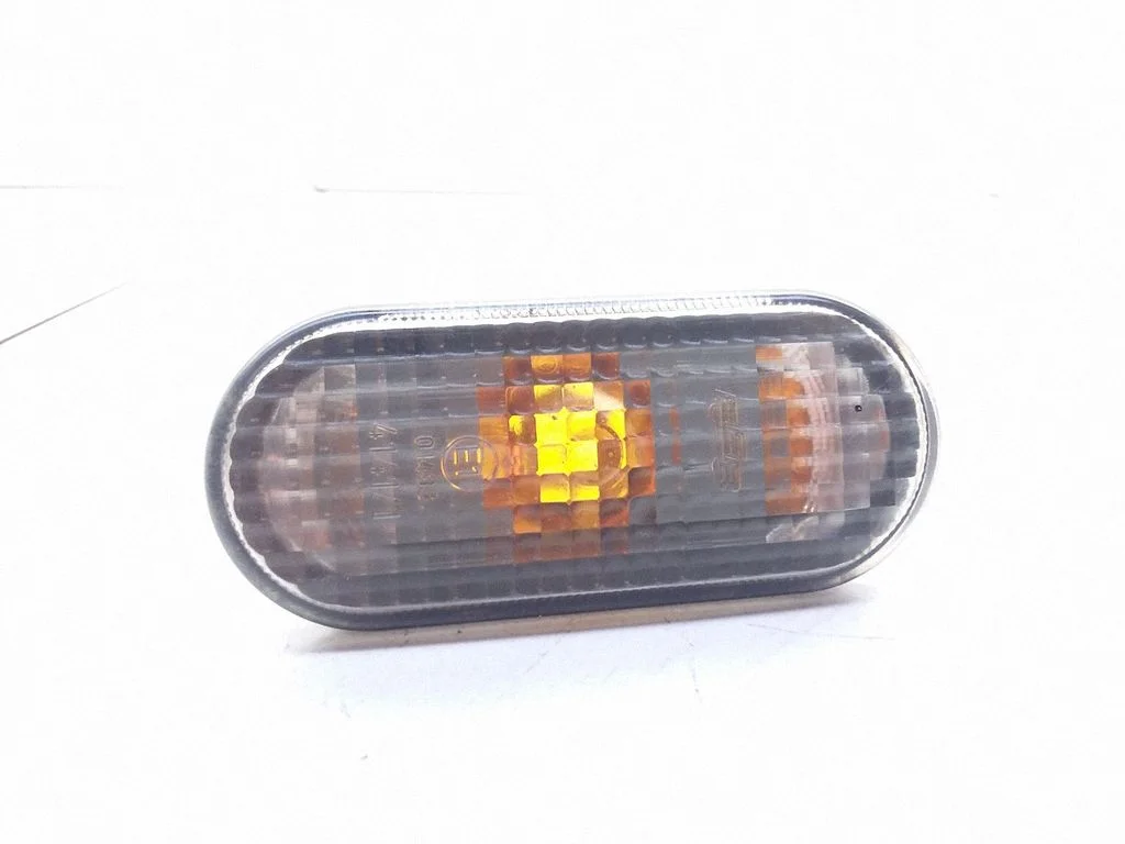 Front fender indicator light 3B0949117C