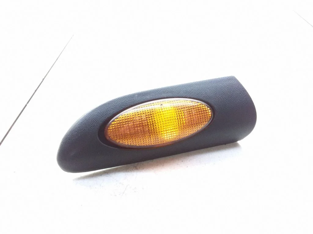 Front fender indicator light – Opel Vectra B (1996-2002)