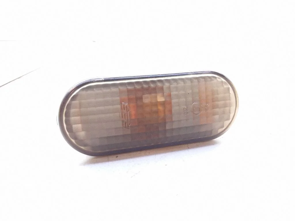 Front fender indicator light 3A0949117B