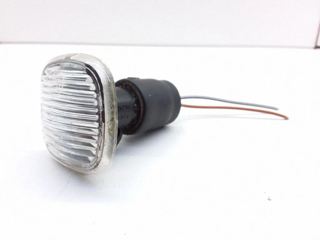 Poritiiva suunatuli 1U0949127 – Skoda Praktik (5J8) (2006-2015)