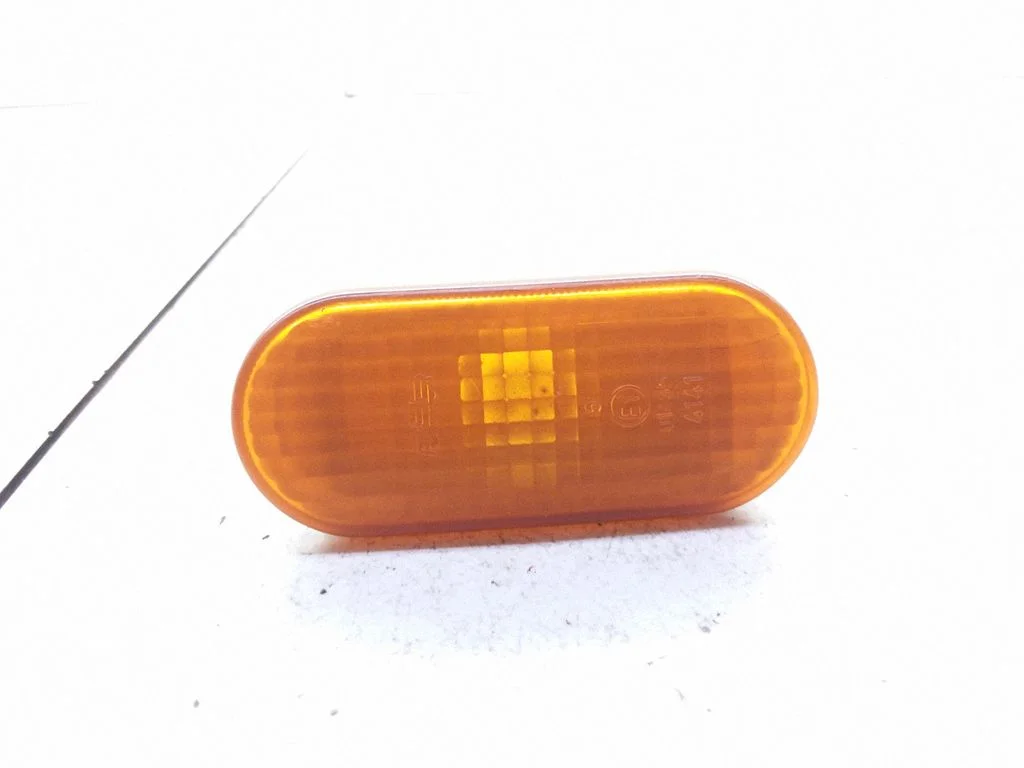 Spārna pagrieziena lukturis 3B0949117