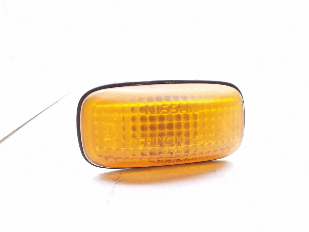 Spārna pagrieziena lukturis 12V5W