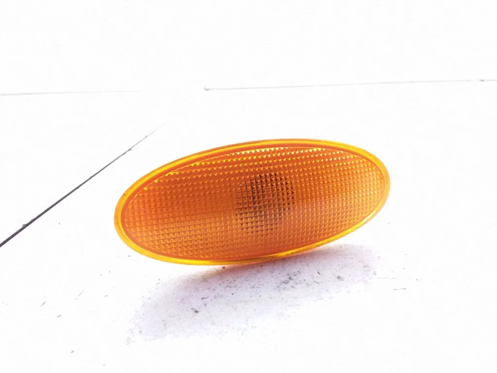 Front fender indicator light 0210003
