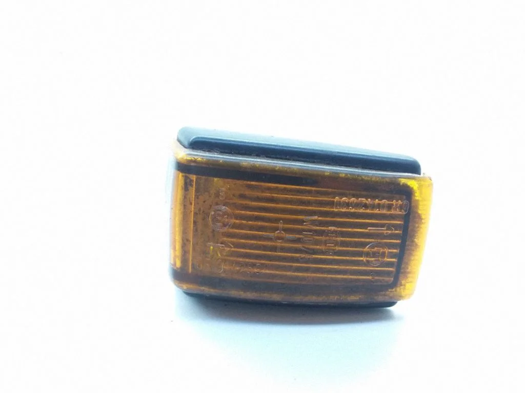 Kierunkowskaz w błotniku 6R0142631