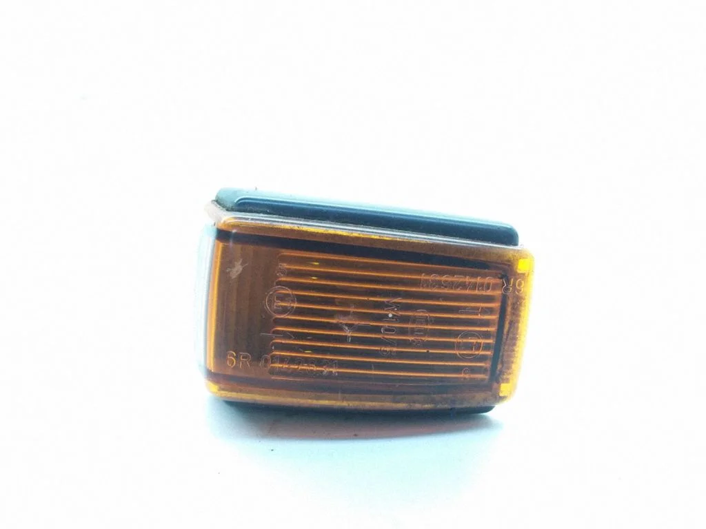 Kierunkowskaz w błotniku 6R0142631