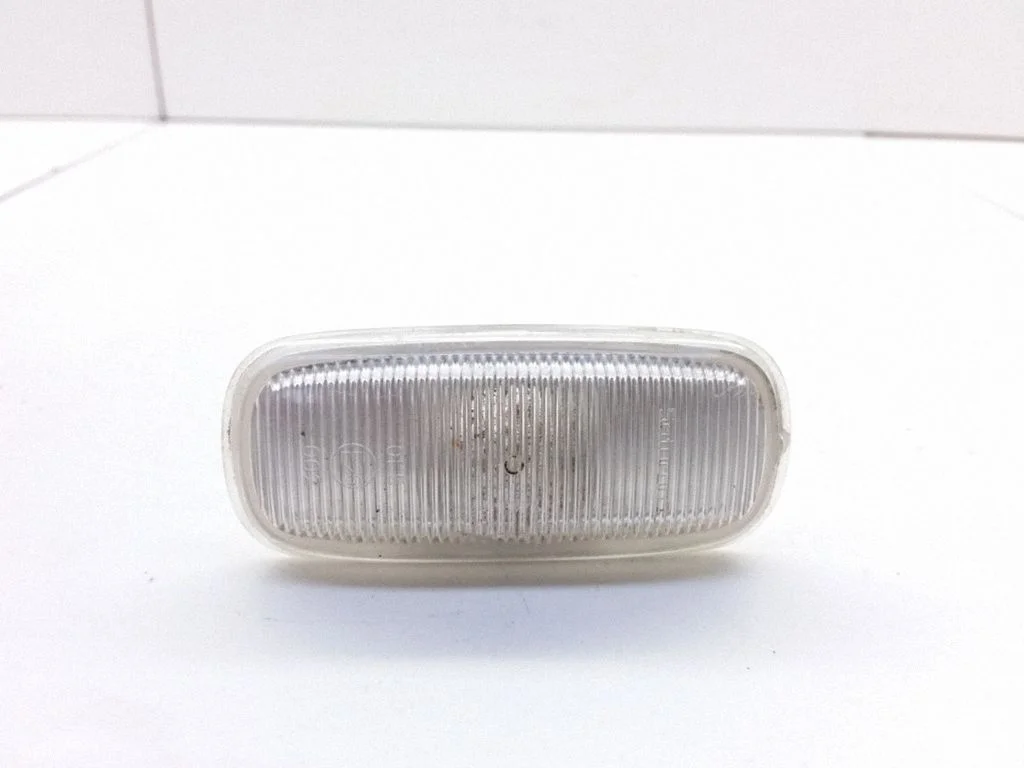 Front fender indicator light – Audi A6 Allroad C5 (1999-2005)
