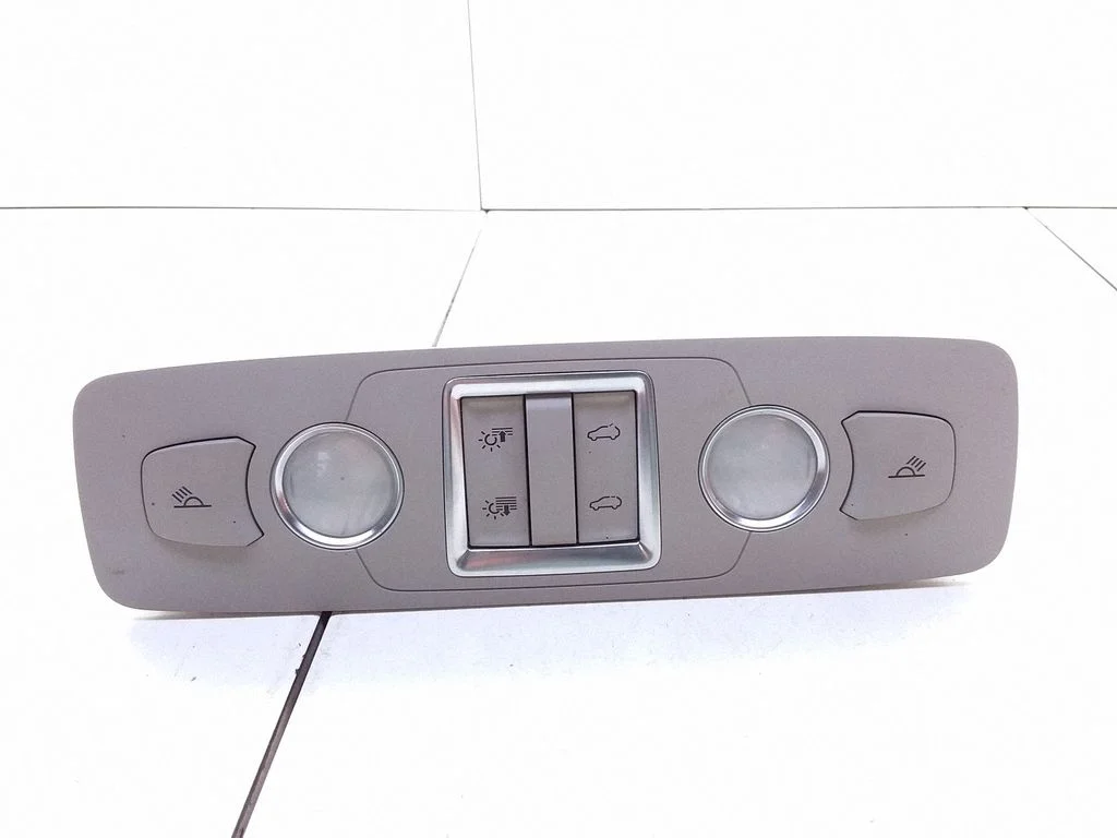 Rear seat light 4L0947112E
