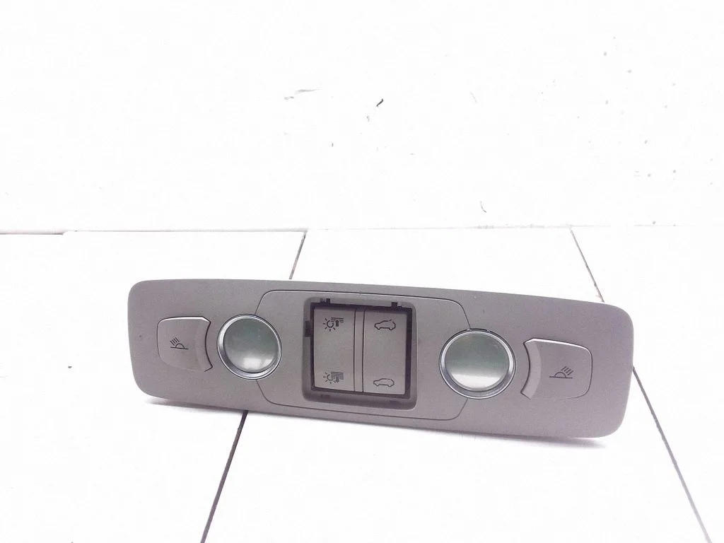 Rear seat light 4L0947112A