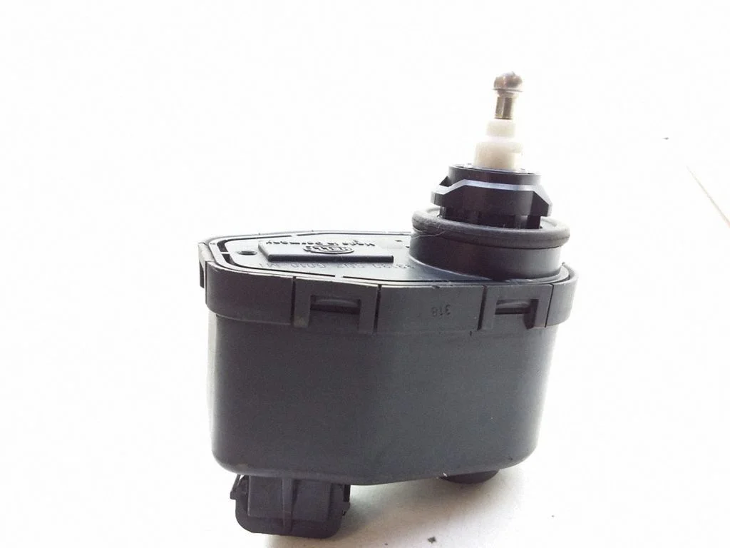 Lukturu augstuma regulēšanas motoriņš 33130SN7G010M1